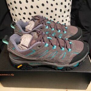 NEW IN BOX Womens' Merrell Moab 2 Vent Shoes